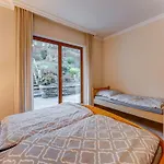 Spacious Flat In Near The Nuerburgring Apartment *