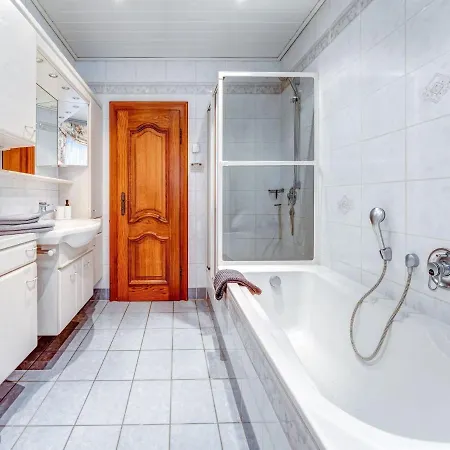 Spacious Flat In Near The N Rburgring Apartment *