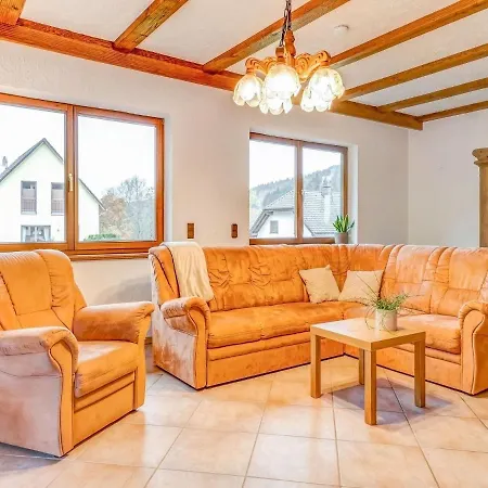 Spacious Flat In Near The N Rburgring