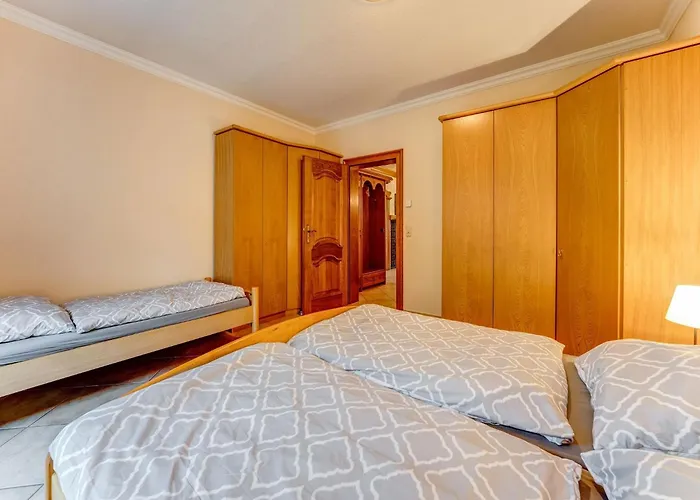 Spacious Flat In Near The Nuerburgring Adenau